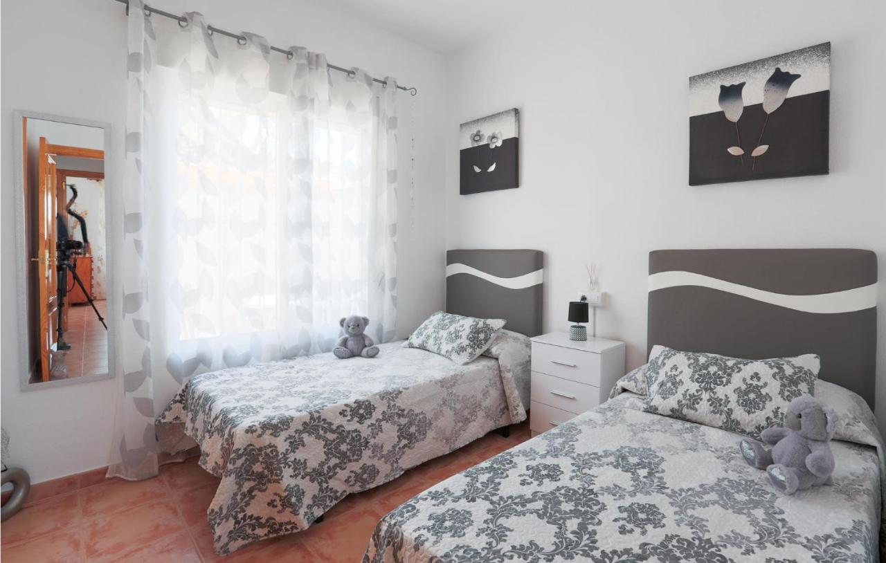 2 Bedroom Lovely Home In ماثارّون المظهر الخارجي الصورة